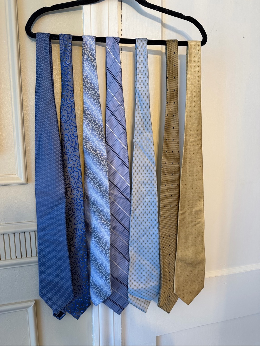 Men's Patterned Silk Ties - Blue and Tan